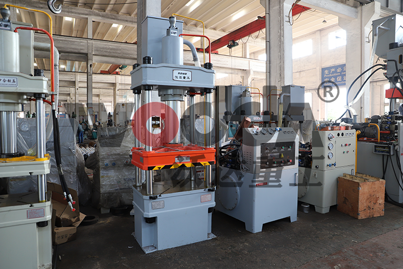 四柱液壓機 四柱液壓機