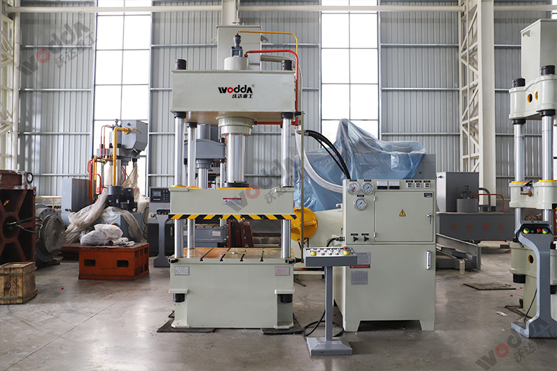 四柱液壓機行程設(shè)定分析 四柱液壓機行程設(shè)定分析