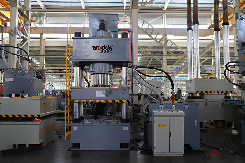 滕州630噸液壓機(jī) 滕州630噸液壓機(jī)