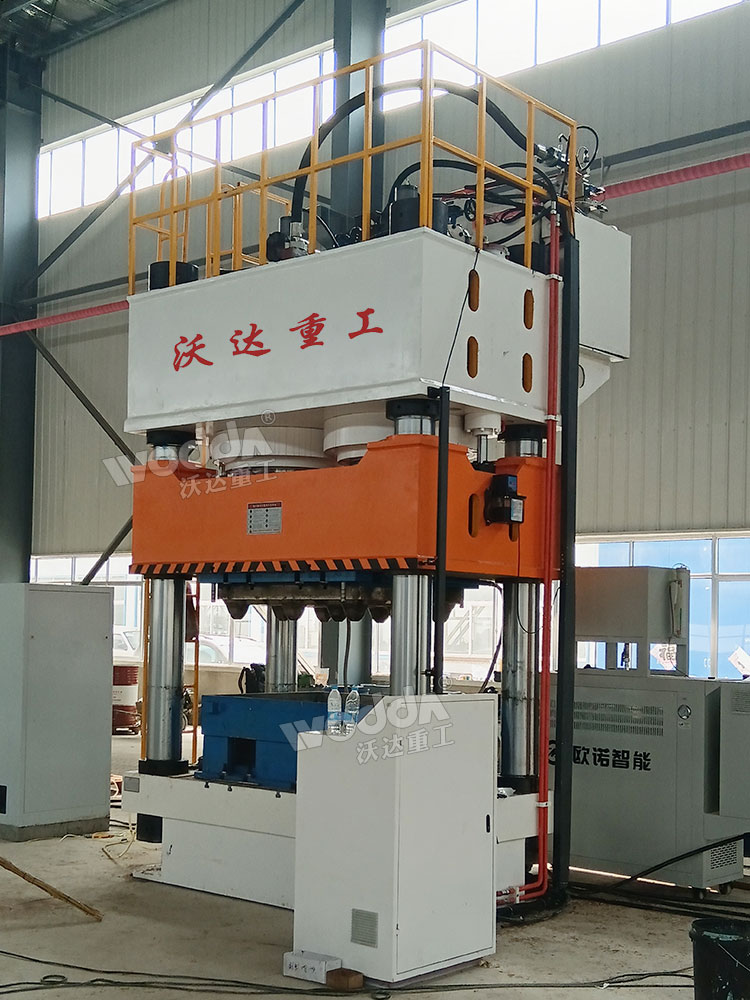 木屑托盤成型液壓機(jī) 木屑托盤成型液壓機(jī)