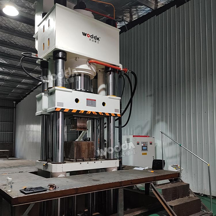 800噸石墨匣缽液壓機 800噸石墨匣缽液壓機