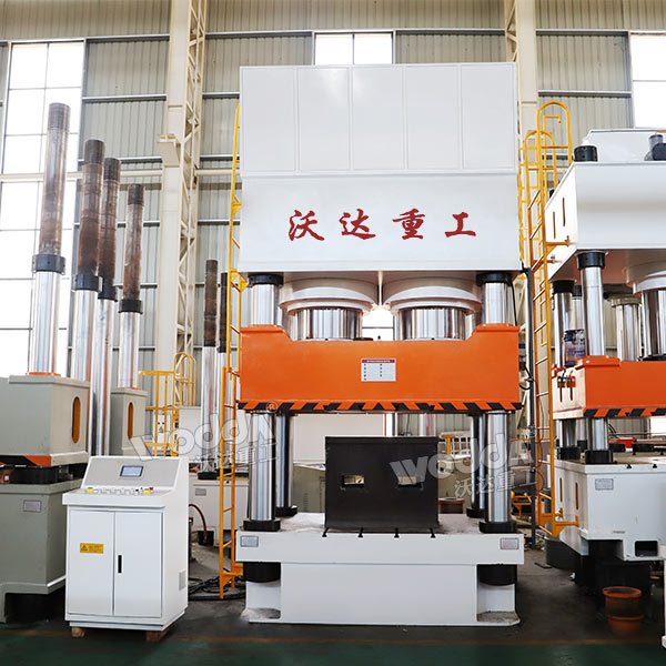 1600噸塑料托盤(pán)液壓機(jī).jpg 1600噸塑料托盤(pán)液壓機(jī).jpg