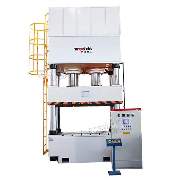 800噸三梁四柱油壓機 800噸三梁四柱油壓機