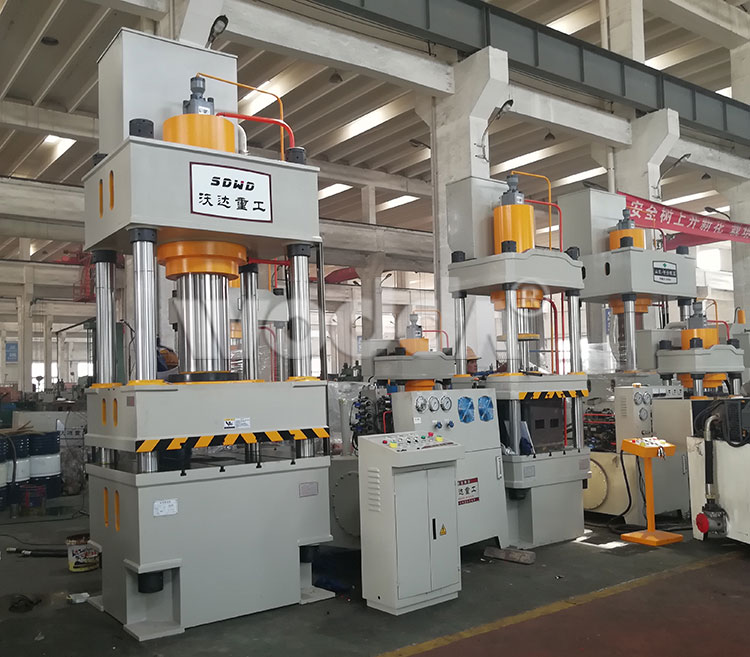 315噸四柱液壓機(jī) 315噸四柱液壓機(jī)